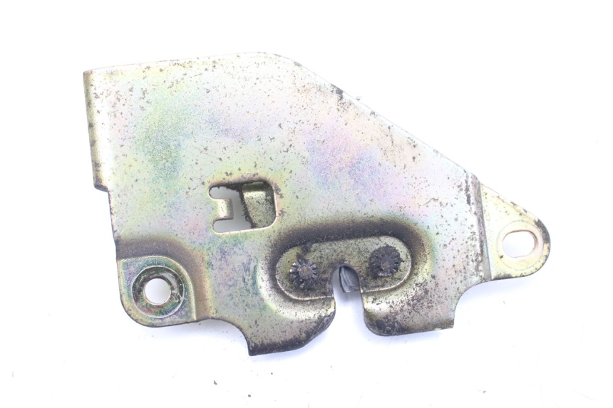 photo de SERRURE DE SELLE SYM CITYCOM CITY COM 125 (2009 - 2014) - Zoom état d’usage