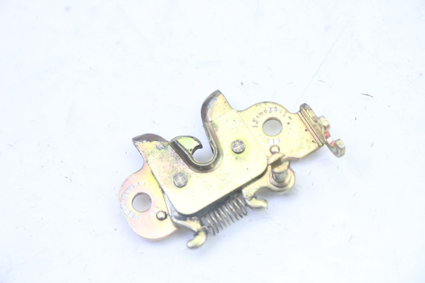 photo de SERRURE DE SELLE PEUGEOT CITYSTAR 50 (2013 - 2017) - Détail de la pièce