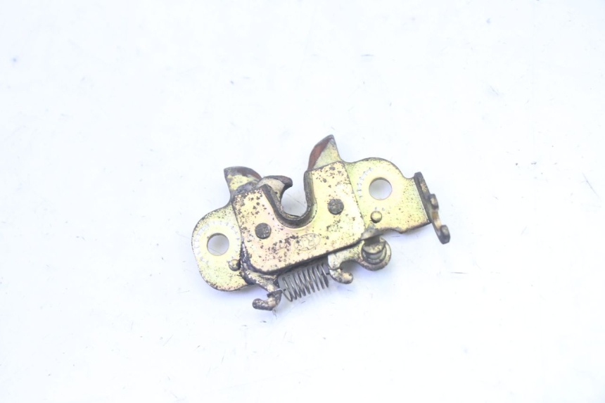 photo de SERRURE DE SELLE PEUGEOT CITYSTAR 50 (2013 - 2017) - Détail de la pièce