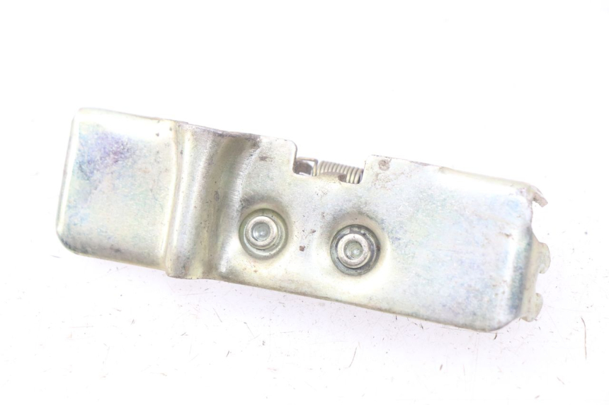 photo de SERRURE DE SELLE JMSTAR CJ12M 125 (2005 - 2007) - Zoom état d’usage