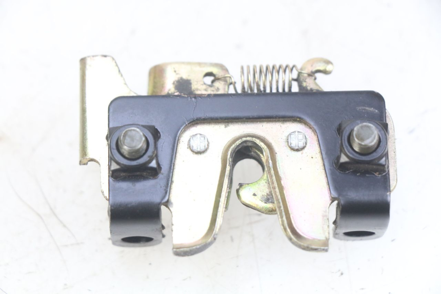 photo de SERRURE DE SELLE SYM CROX 4T 50 (2016 - 2023) - Détail de la pièce