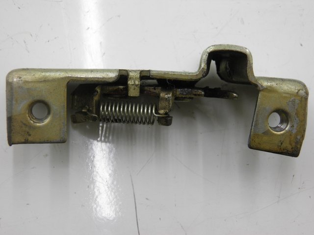 photo de SERRURE DE SELLE DAELIM VJ ROADWIN 125 (2008 - 2010) - Détail de la pièce