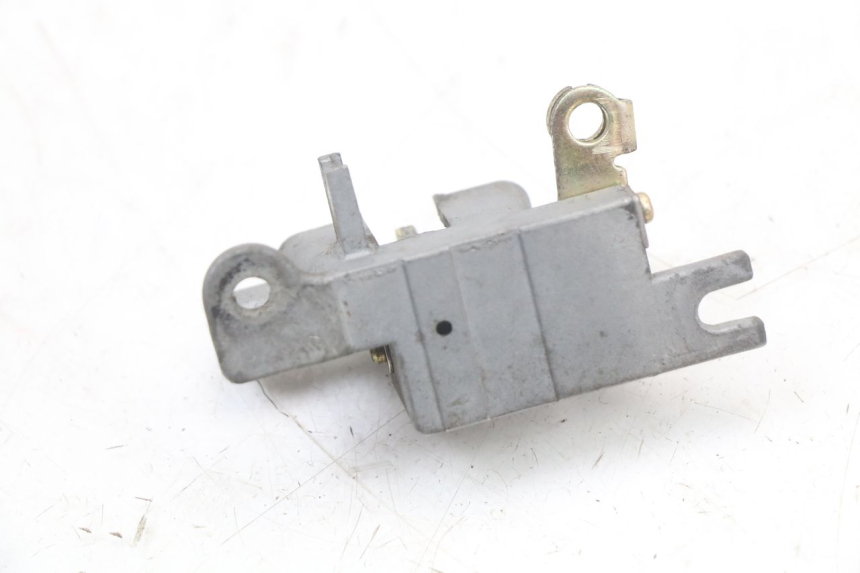 photo de SERRURE DE SELLE KYMCO DINK 4T 50 (2007 - 2018) - Autre angle de vue