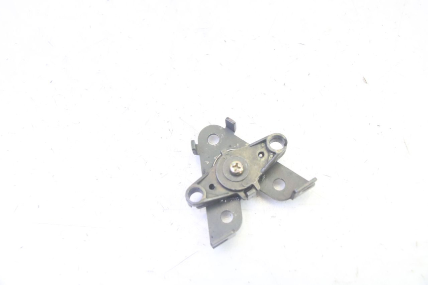 photo de SERRURE DE SELLE PEUGEOT DJANGO 4T 50 (2014 - 2019) - Vue principale