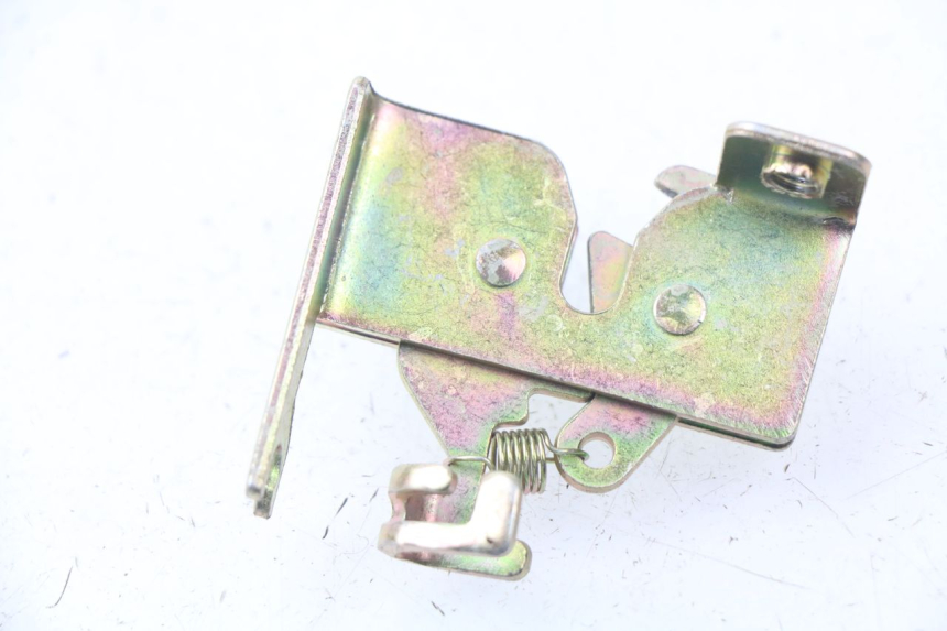 photo de SERRURE DE SELLE RIDE E1 1 (2014 - 2022) - Zoom état d’usage