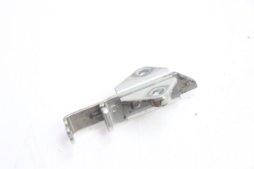 photo de SERRURE DE SELLE KAWASAKI ER-6 ER6 N 650 (2005 - 2009) - Zoom état d’usage