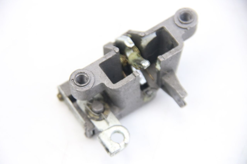 photo de SERRURE DE SELLE JM MOTORS EVOLIS 4T 50 (2018 - 2022) - Détail de la pièce