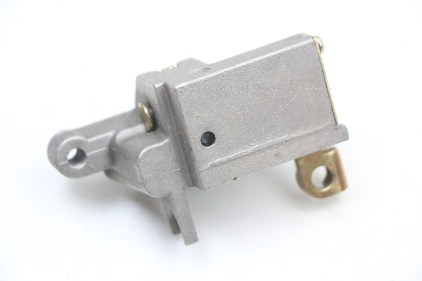 photo de SERRURE DE SELLE JM MOTORS EVOLIS 4T 50 (2018 - 2022) - Autre angle de vue