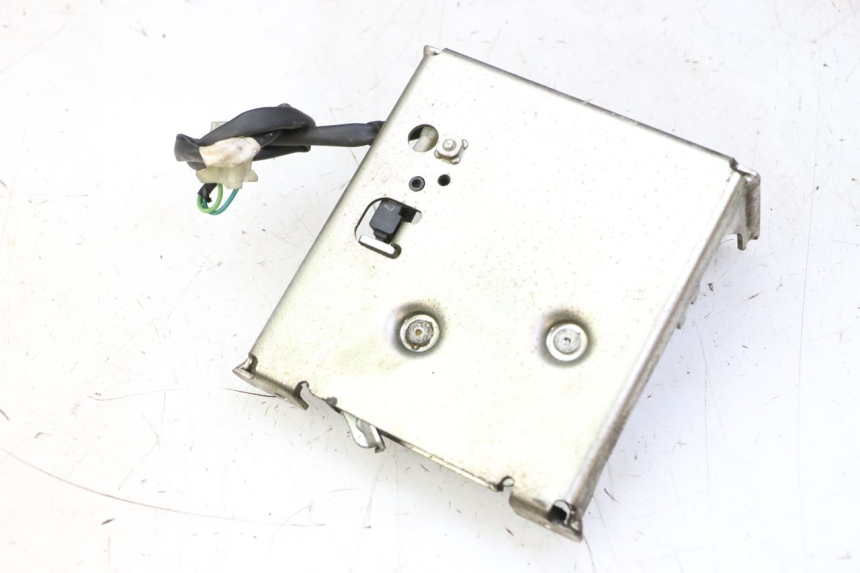 photo de SERRURE DE SELLE HONDA FES S-WING SWING ABS 125 (2007 - 2015) - Détail de la pièce