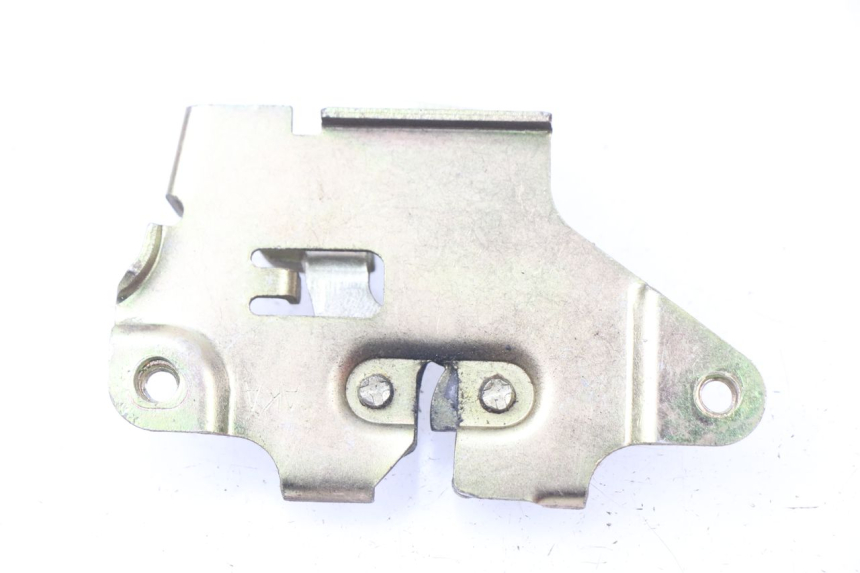 photo de SERRURE DE SELLE SYM FIDDLE 2 50 (2008 - 2013) - Zoom état d’usage