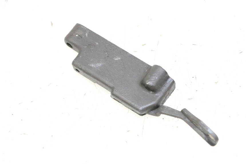 photo de SERRURE DE SELLE YAMAHA FJ 36Y 1100 (1984 - 1985) - Zoom état d’usage