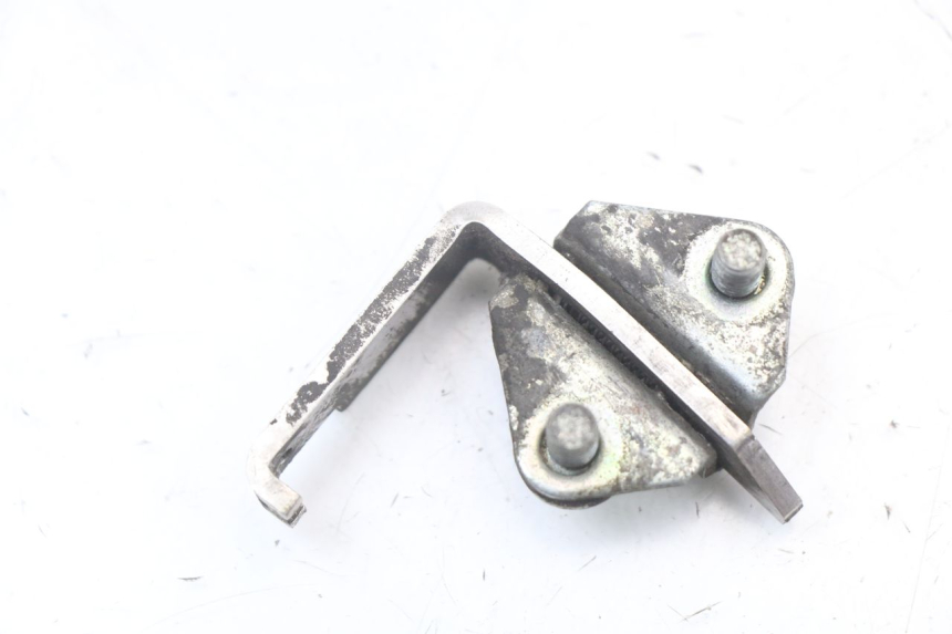 photo de SERRURE DE SELLE YAMAHA FJR ABS 1300 (2006 - 2012) - Zoom état d’usage