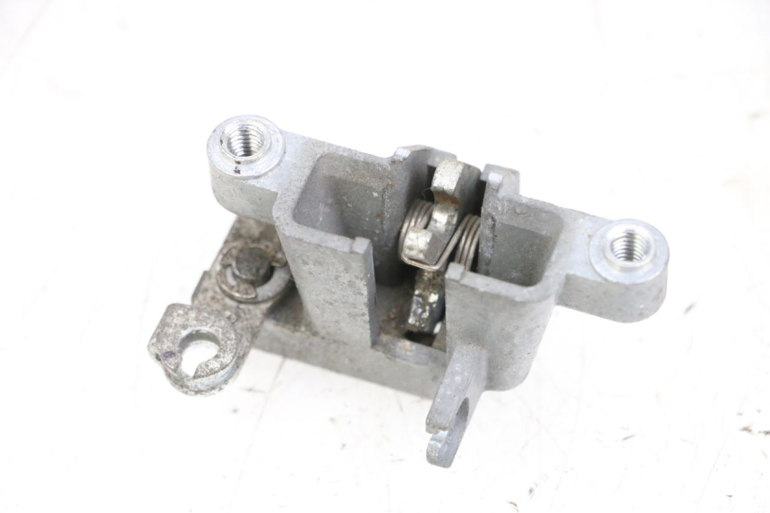 photo de SERRURE DE SELLE MBK FLAME X 125 (2007 - 2016) - Autre angle de vue