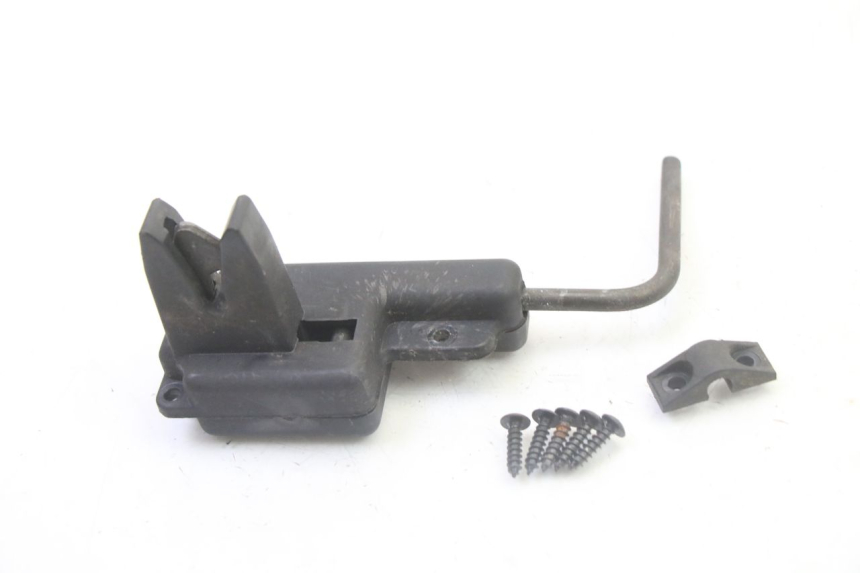 photo de SERRURE DE SELLE PIAGGIO FLY 2T 50 (2004 - 2017) - Vue principale