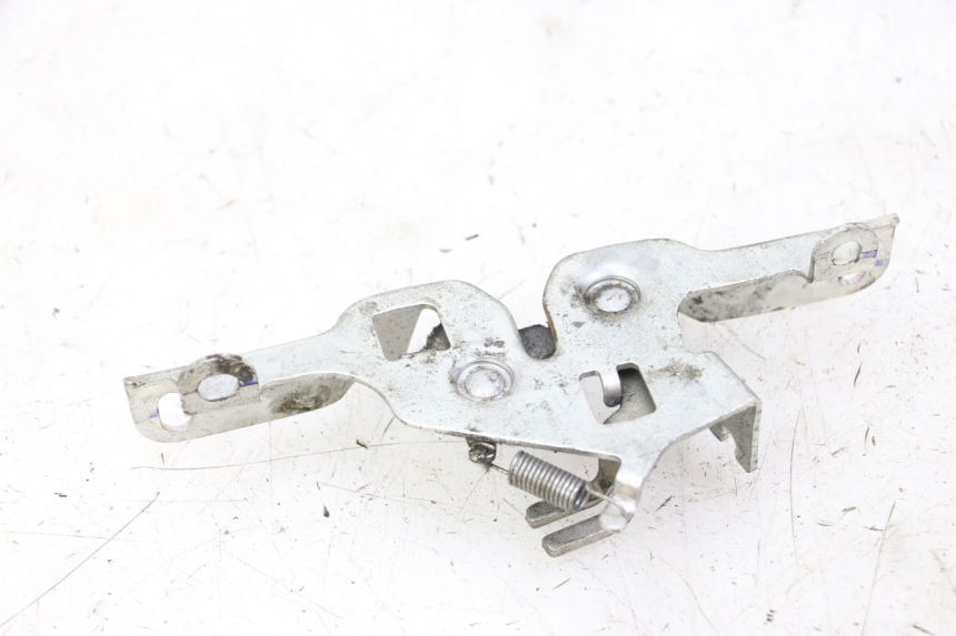 photo de SERRURE DE SELLE HONDA FORZA ABS 300 (2013 - 2017) - Zoom état d’usage