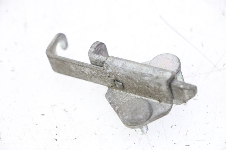 photo de SERRURE DE SELLE YAMAHA FZ6 FAZER S2 600 (2007 - 2011) - Vue principale