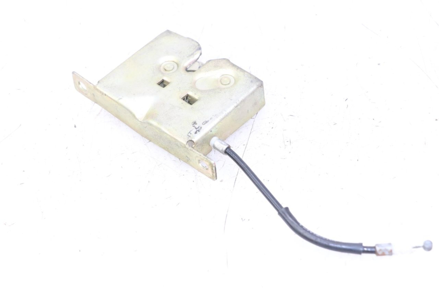 photo de SERRURE DE SELLE GOES WIKI 125 (2010 - 2015) - Détail de la pièce