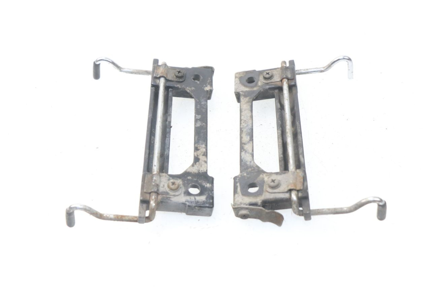 photo de SERRURE DE SELLE KAWASAKI GPZ S 500 (1994 - 2005) - Détail de la pièce