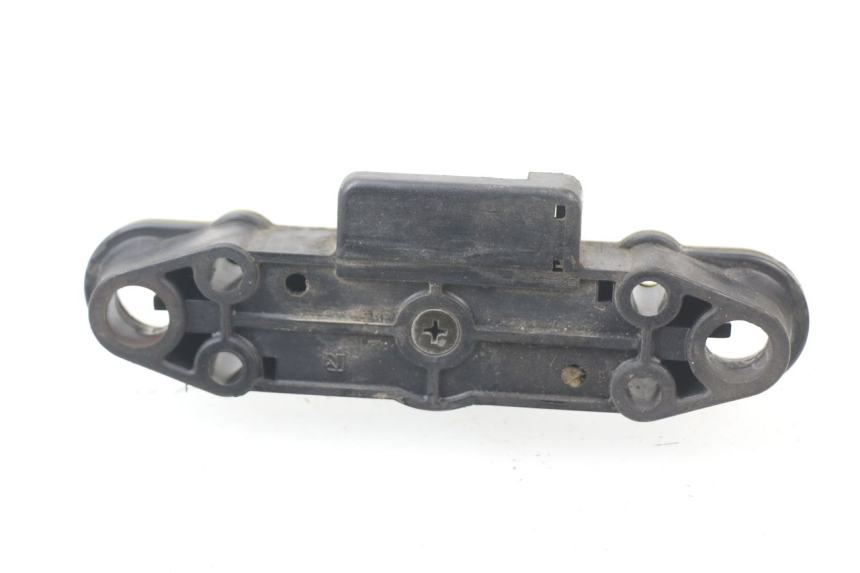 photo de SERRURE DE SELLE SUZUKI GSF N BANDIT 600 (1996 - 1999) - Zoom état d’usage