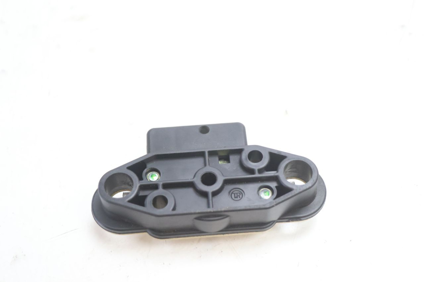 photo de SERRURE DE SELLE SUZUKI GSF N BANDIT 1200 (2001 - 2005) - Zoom état d’usage