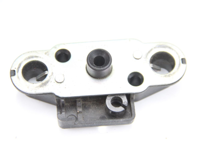 photo de SERRURE DE SELLE SUZUKI GSR 600 (2005 - 2012) - Détail de la pièce