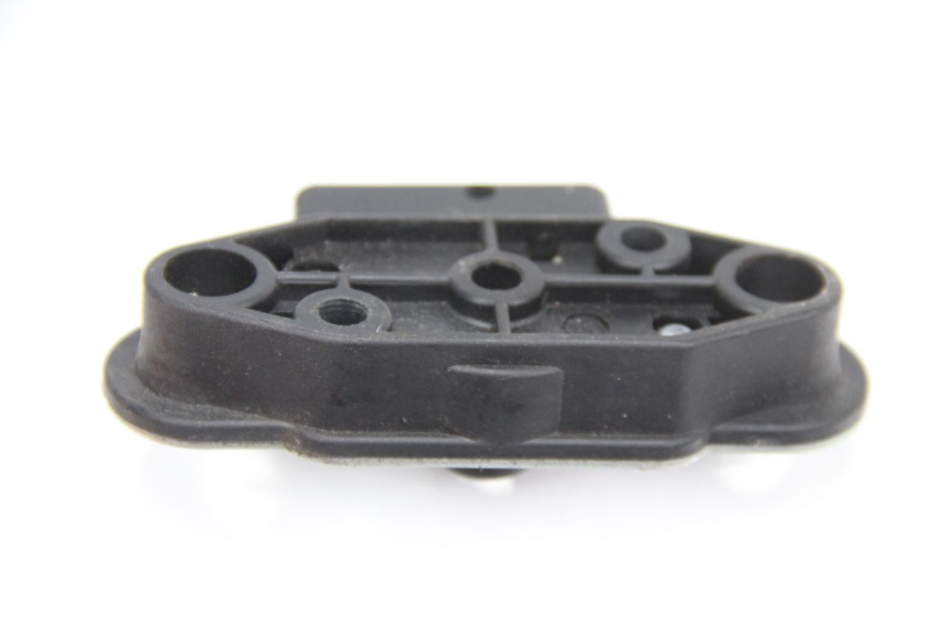 photo de SERRURE DE SELLE SUZUKI GSR 600 (2005 - 2012) - Zoom état d’usage