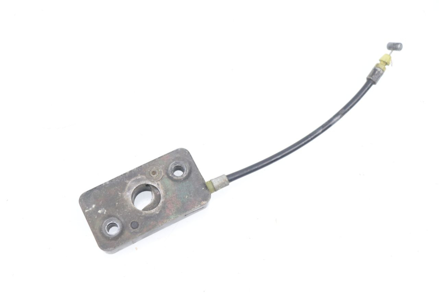 photo de SERRURE DE SELLE SUZUKI GSXF GSX F 600 (1988 - 1997) - Vue principale
