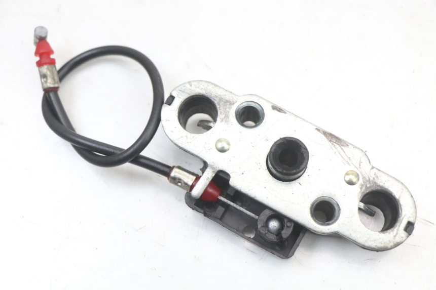 photo de Seat lock HYOSUNG GTR 125 (2006 - 2008) - Zoom état d’usage