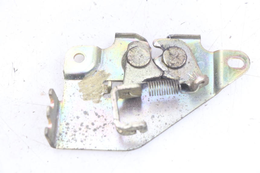 photo de SERRURE DE SELLE SYM GTS EFI 125 (2012 - 2016) - Détail de la pièce