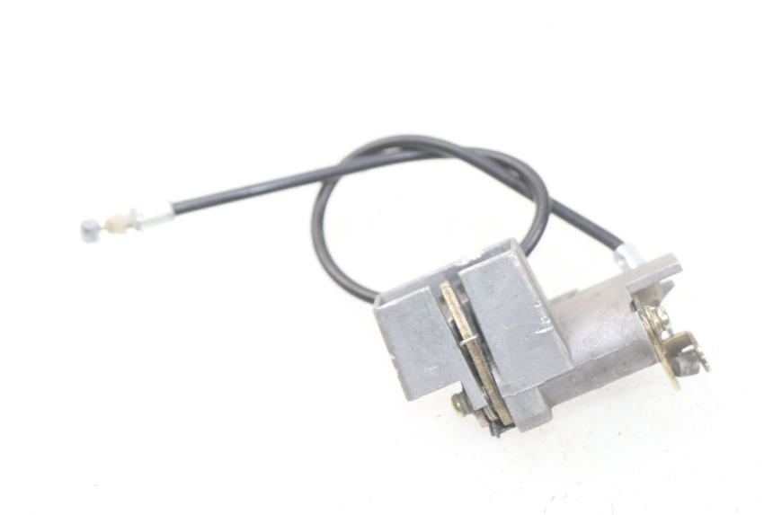 photo de SERRURE DE SELLE JONWAY GTX 2T 50 (2014 - 2020) - Zoom état d’usage