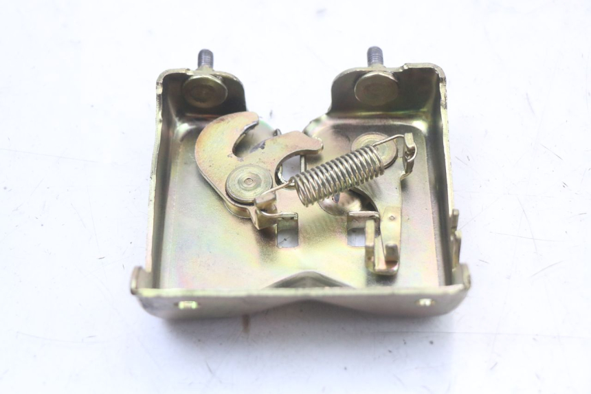 photo de SERRURE DE SELLE HONDA NES AROBASE 125 (2000 - 2003) - Vue principale