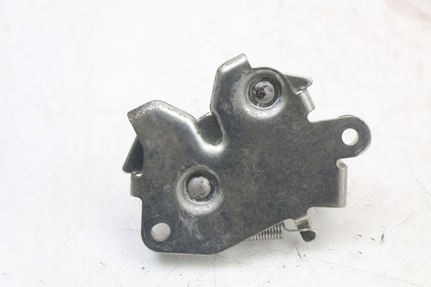 photo de SERRURE DE SELLE HONDA PCX (JF28) 125 (2009 - 2011) - Autre angle de vue