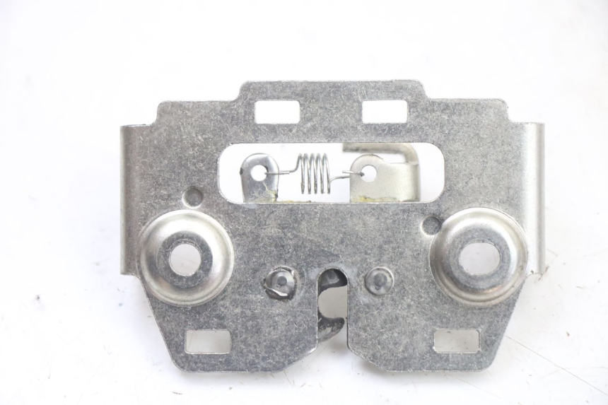 photo de SERRURE DE SELLE HONDA PCX (JF57/JF64) 125 (2014 - 2018) - Zoom état d’usage