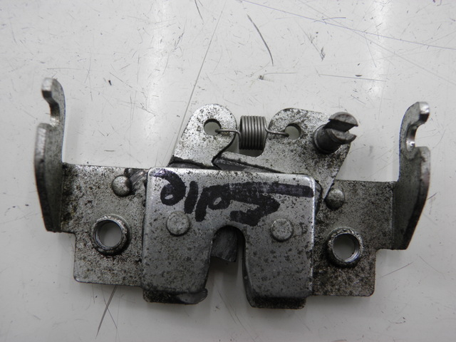 photo de SERRURE DE SELLE HONDA SH 125 (2005 - 2008) - Vue principale