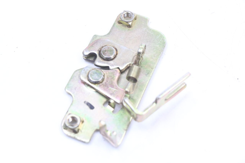 photo de SERRURE DE SELLE SYM JET 14 4T 50 (2018 - 2022) - Zoom état d’usage