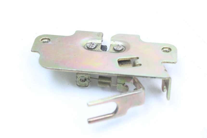 photo de SERRURE DE SELLE SYM JET 14 4T 50 (2018 - 2022) - Autre angle de vue