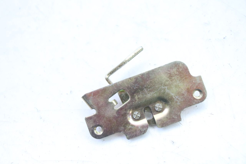 photo de SERRURE DE SELLE SYM JET 14 4T 50 (2018 - 2022) - Zoom état d’usage