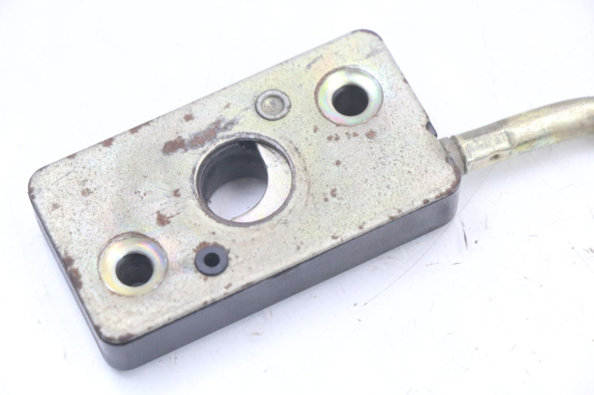 photo de SERRURE DE SELLE JINLUN JL HIGHLANDER 125 (2007 - 2015) - Zoom état d’usage