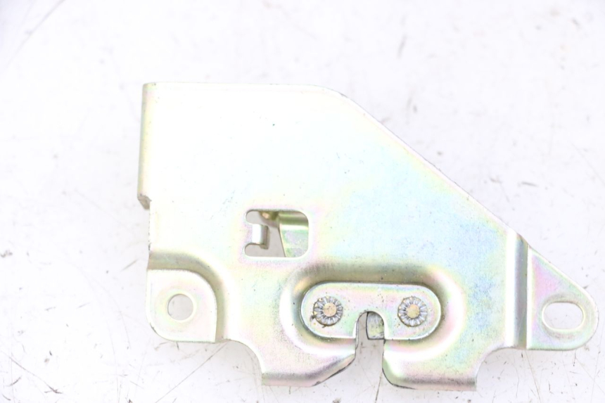 photo de SERRURE DE SELLE SYM JOYMAX 125 (2010 - 2017) - Zoom état d’usage