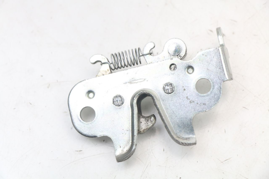 photo de SERRURE DE SELLE PEUGEOT KISBEE 2T 50 (2018 - 2022) - Détail de la pièce