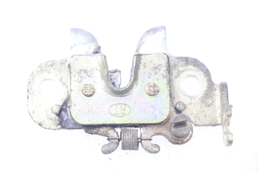 photo de SERRURE DE SELLE PEUGEOT KISBEE 4T 50 (2010 - 2017) - Vue principale