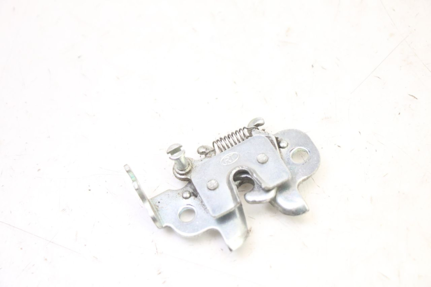 photo de SERRURE DE SELLE PEUGEOT KISBEE 4T 50 (2018 - 2022) - Vue principale