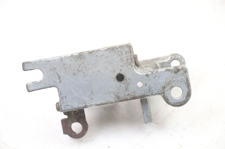 photo de SERRURE DE SELLE KYMCO DINK 4T 50 (2007 - 2018) - Autre angle de vue