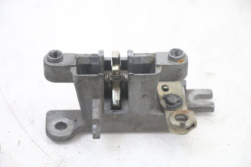 photo de SERRURE DE SELLE KYMCO PEOPLE S 125 (2000 - 2008) - Zoom état d’usage