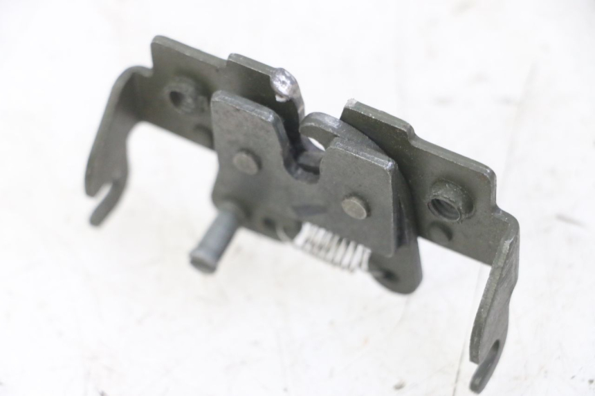 photo de SERRURE DE SELLE PIAGGIO MP3 LT 300 (2010 - 2016) - Détail de la pièce