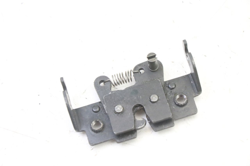 photo de SERRURE DE SELLE PIAGGIO NRG POWER PUREJET 50 (2018 - 2021) - Vue principale