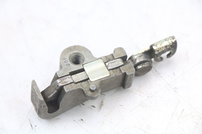 photo de SERRURE DE SELLE HONDA NTV DEAUVILLE 650 (1998 - 2001) - Zoom état d’usage