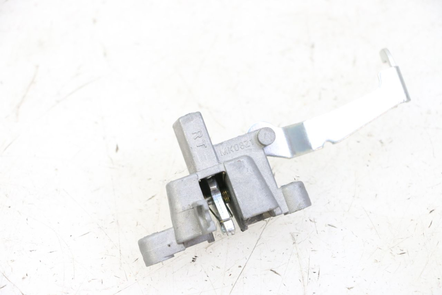 photo de SERRURE DE SELLE JM MOTORS OLDIES GT 4T 50 (2018 - 2025) - Détail de la pièce