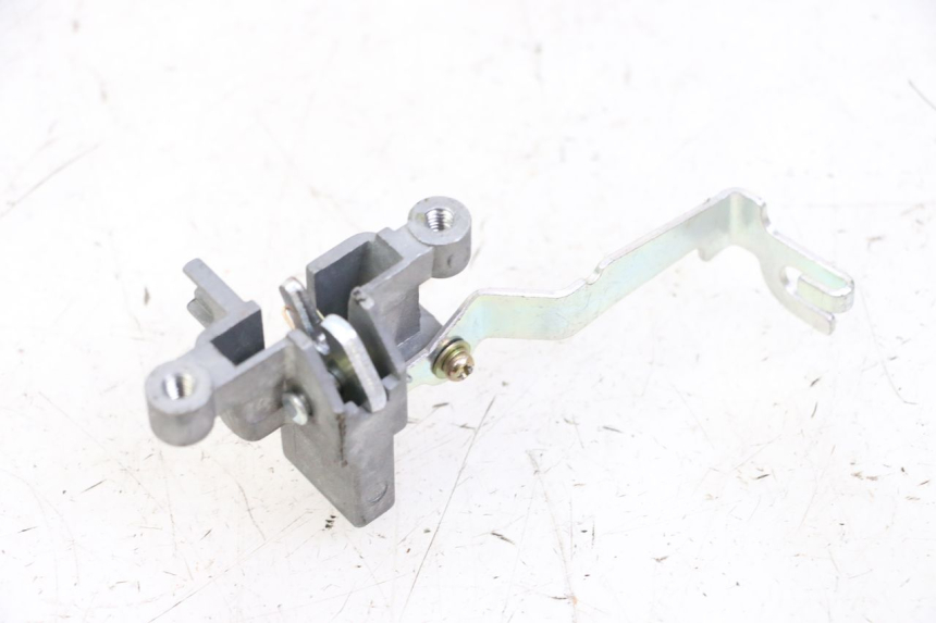 photo de SERRURE DE SELLE JM MOTORS OLDIES GT 4T 50 (2018 - 2025) - Autre angle de vue