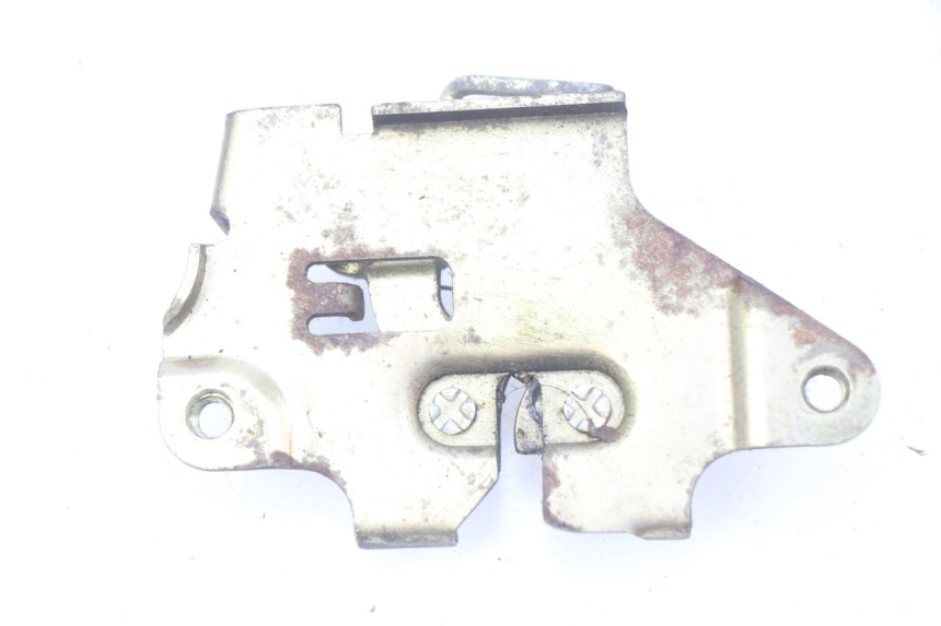 photo de SERRURE DE SELLE SYM ORBIT 2 2T 50 (2008 - 2018) - Zoom état d’usage